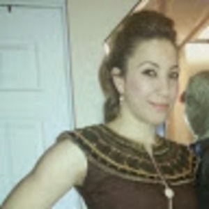 Meet your Posher, Roya